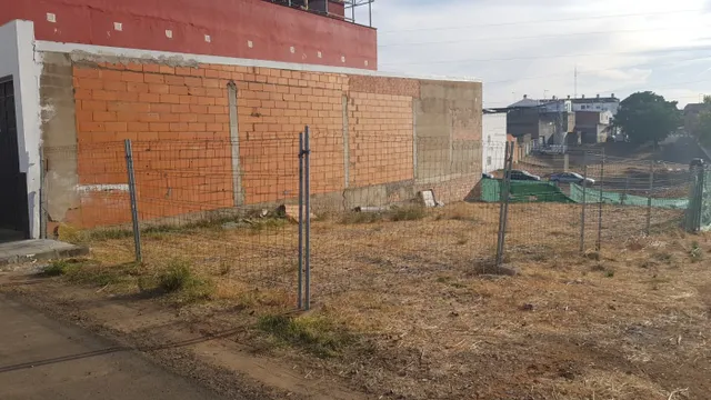 VENTA PARCELA URBANA EN CERRO SAN MIGUEL — 3
