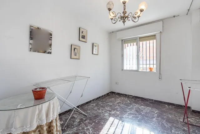 PISO EN EL CENTRO DE GUADIX — 12