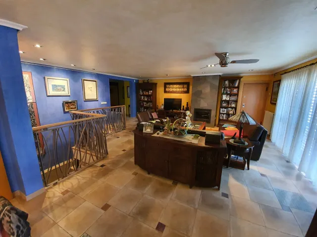 Chalet individual en una de las urbanizaciones mas exclusivas de Benidorm — 17