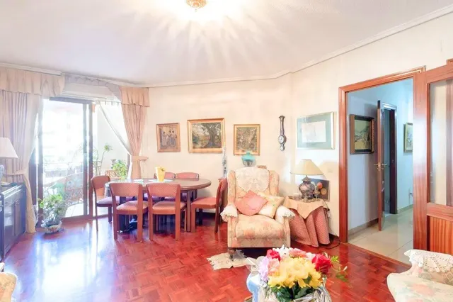 ¡ Exclusiva vivienda en el emblemático barrio de Russafa, en - foto 2