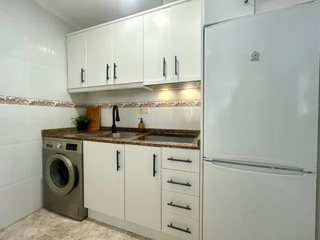 Apartamento reformado en Torrevieja — 18