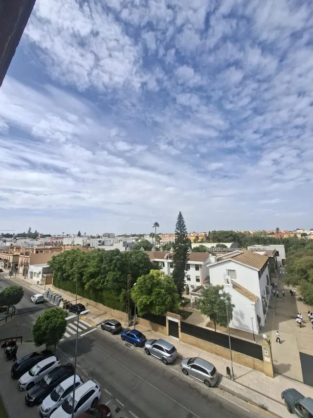 Vivienda con terraza y vistas despejadas — 33