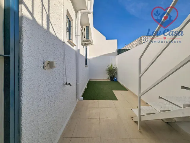 Casa adosada con orientación sur y solárium en Camposol — 24