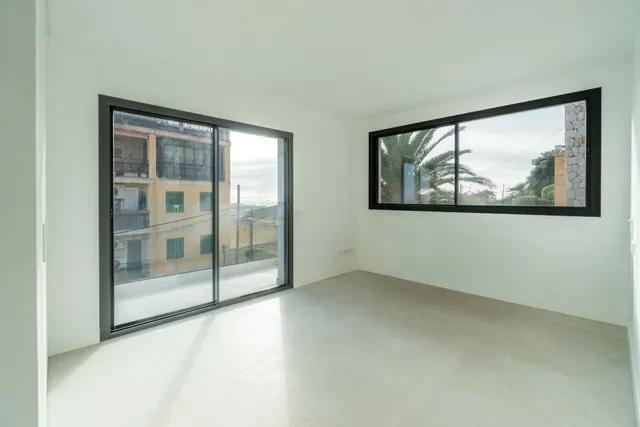 Chalet con garaje y trastero en Génova — 6