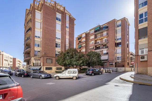 PISO EN EL CENTRO DE GUADIX — 32