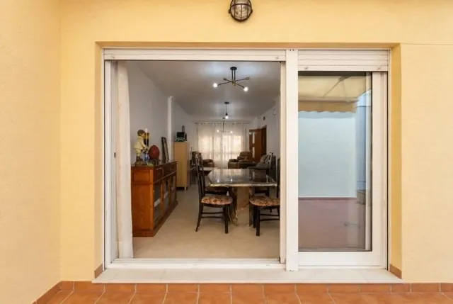 Duplex de 5 dormitorios y sotano privado — 8