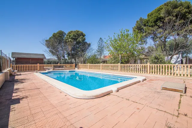 ¡chalet con piscina y gran parcela en Redován! — 5