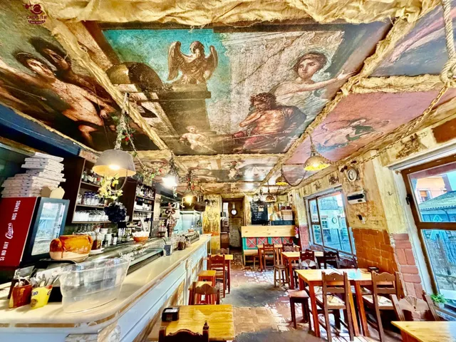 Espectacular Bar Restaurante en el centro urbano con una superficie de 200m2 distribuidos en una planta comercial de 110m2 más almacén de 90m22 — 5