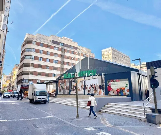 CASA URBANA EN BUEN ESTADO IDEAL TANTO PARA USO RESIDENCIAL 