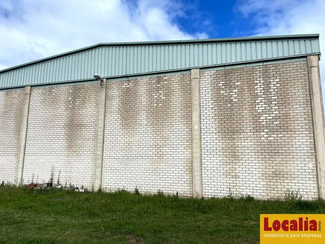 Venta nave industrial con campa, Polígono Reinosa - foto 5