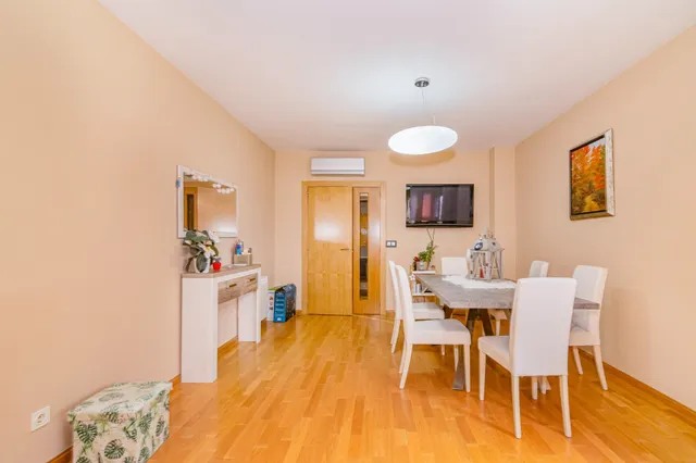 Exclusivo atico en residencial gran parque  en venta de 4 dormitorios en el barrio albayda — 17