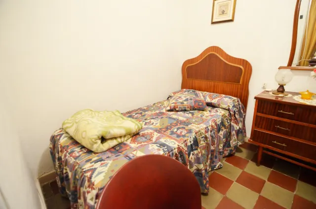 Urbis te ofrece una parcela con vivienda zona Puente Ladrillo de Salamanca. — 21