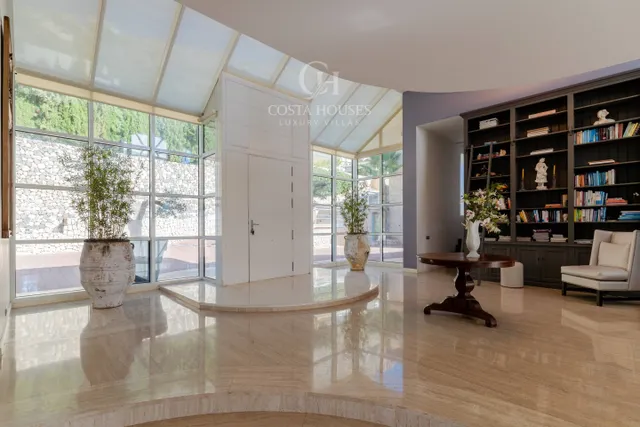 Villa prestige · magníficas vistas al mar y elegancia en parcela llana en Altea hills — 31