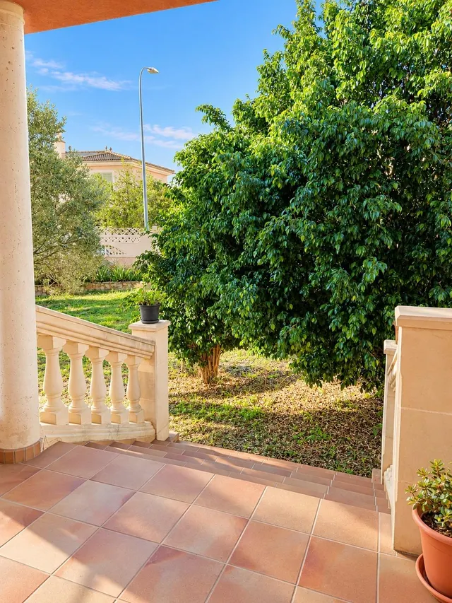 Chalet independiente con amplias terrazas, jardín y garaje en Marratxí — 17