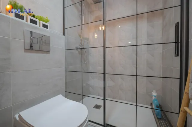Ático dúplex con piscina en Maracena — 21