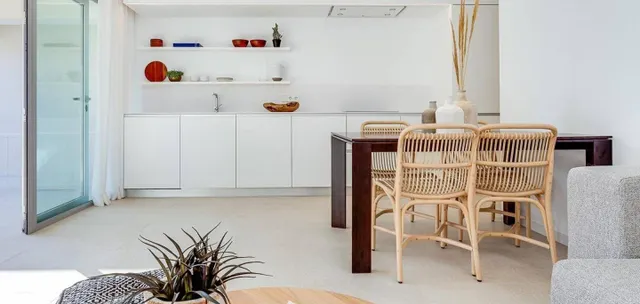 FANTASTICO BUNGALOW FRENTE A LA LAGUNA ROSA EN TORREVIEJA A ESTRENAR — 5