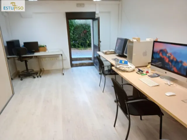 EXCLUSIVA - LOCAL COMERCIAL EN OLAGUIBEL 64- da a dos calles - foto 5