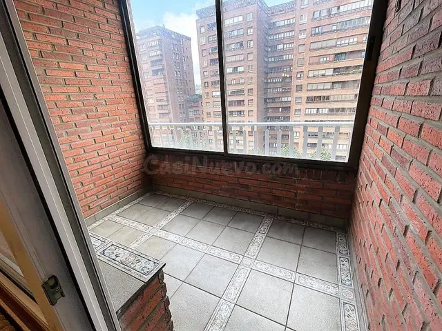 Se Alquila amplia Vivienda de 4 habitaciones y 2 baños con B - foto 4