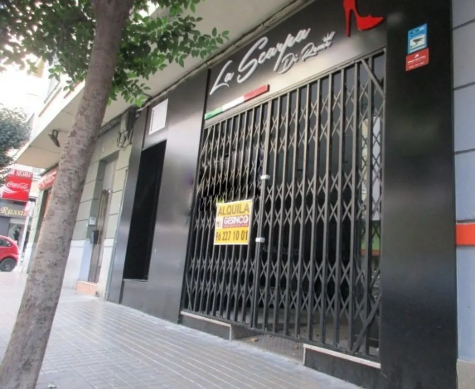 LOCAL COMERCIAL