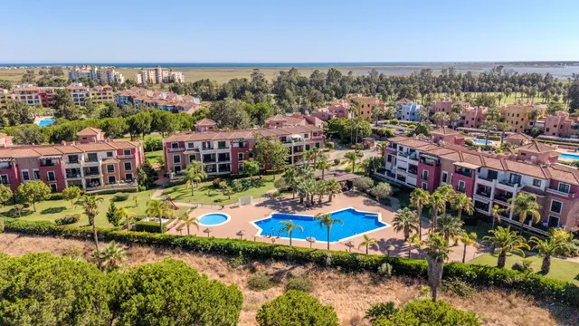 Vive la tranquilidad del golf a pocos kilómetros de las playas de Isla Canela — 20