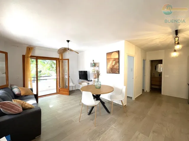 APARTAMENTO CON PISCINA COMUNITARIA EN EL ALAMILLO - foto 4