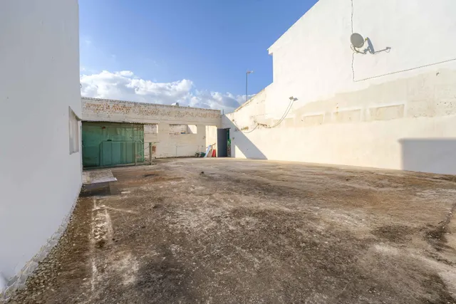 ¡¡OPORTUNIDAD!! Solar urbano de 180 m2 con 9,5 m de fachada en una de las mejores zonas de Olivares — 17