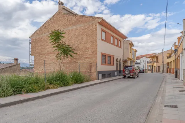 Gran Casa en Alfacar con Vistas a la Montaña!! — 7