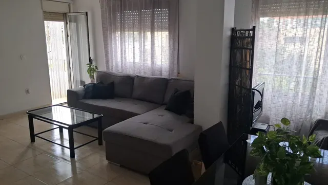 Venta piso reformado junto hospital - tercero sin ascensor — 12