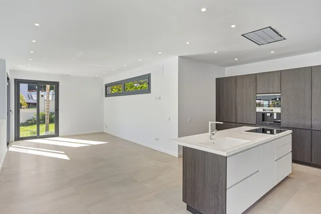 Chalet 4 habitaciones 429m² en venta - Marbella — 6
