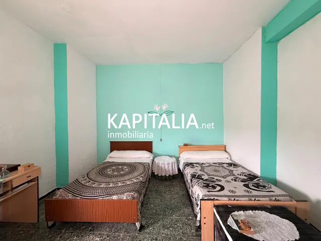 Casa de pueblo con jardin privado en Benialfaqui — 24