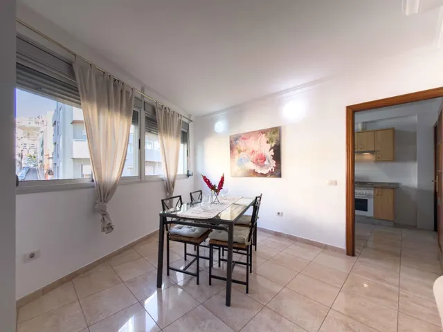 Piso familiar de 3 habitaciones y 2 baños con garaje en Barr - foto 3