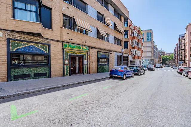 RESTAURANTE CALLE BERNARDINO OBREGÓN