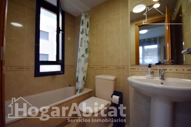 Playa a escasos 100 metros en este luminoso apartamento con terraza y piscina — 29