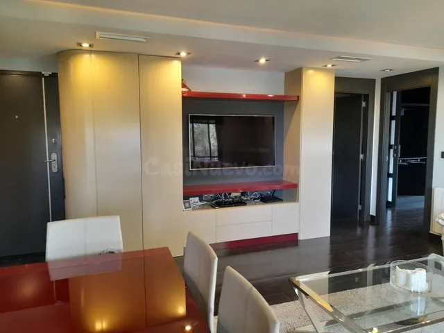 Espectacular piso en esquina, con preciosas vistas - foto 4