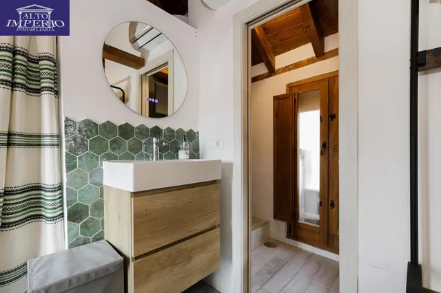 Casa unifamiliar reformada. — 6