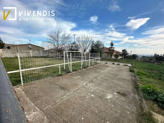 SOLAR EN VENTA EN VILANOVA DEL SEGRIÀ - foto 2