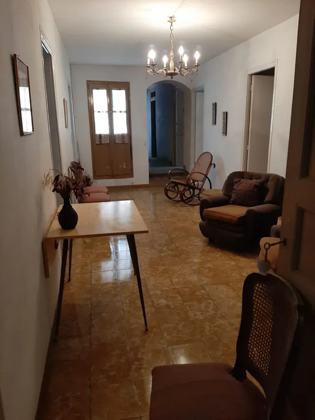 Casa de pueblo de 637 m2  - 13 habitaciones - posibilidad de pequeña pensión — 8