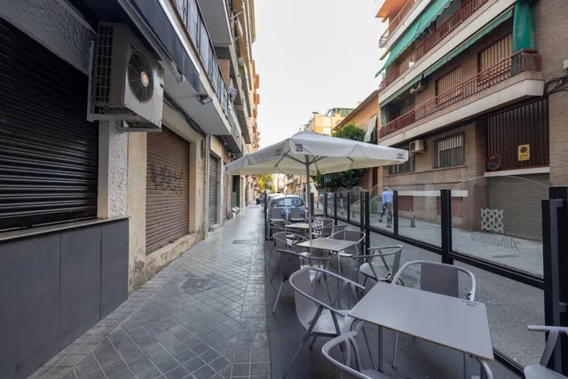 Local comercial de 150 m2 entre Camino de Ronda y Alhamar – doble acceso — 6