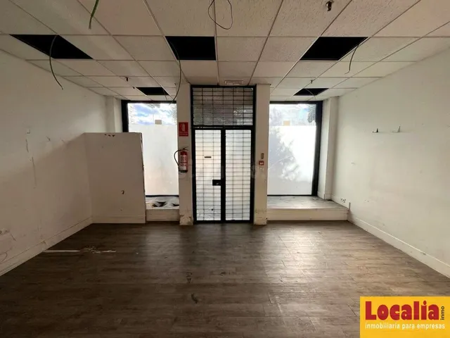 Local en alquiler en Torrelavega de 35 m2 — 3