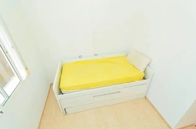 Gran apartamento en Torrevieja: 3 hab, 2 baño — 9