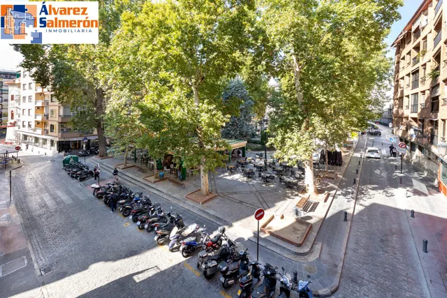 ✨ EXCLUSIVA VIVIENDA REFORMADA EN PLAZA MARIANA PINEDA — 16