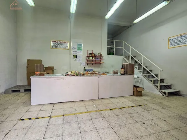 Local comercial en venta en Calle Francisco Icaza, Carabanch - foto 2