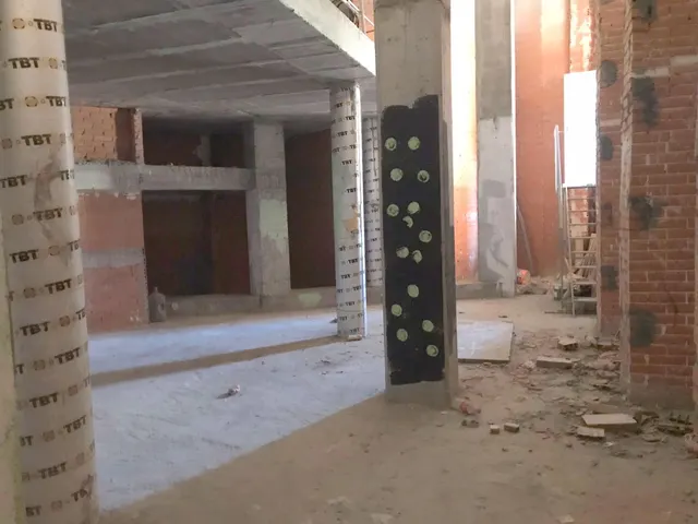 ¡¡LOCAL EN MAGNÍFICA UBICACIÓN IDEAL PARA MONTAR TU NEGOCIO!! — 8