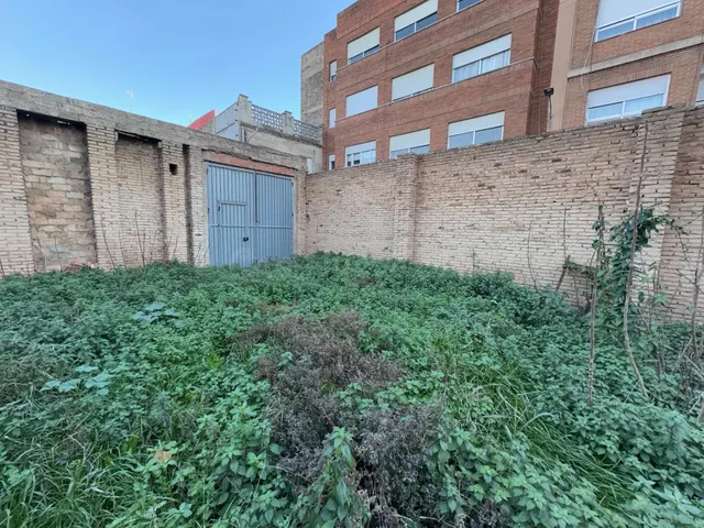 Solar Urbano en Venta en el Centro de Silla - foto 2