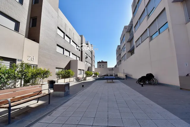 Soto del HENARES - 2 habitaciones, 2 plazas de garaje y trastero. — 34