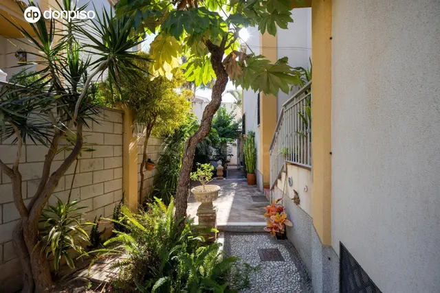 ESPECTACULAR VIVIENDA PAREADA CON JARDÍN, TERRAZA 360º Y GAR - foto 5