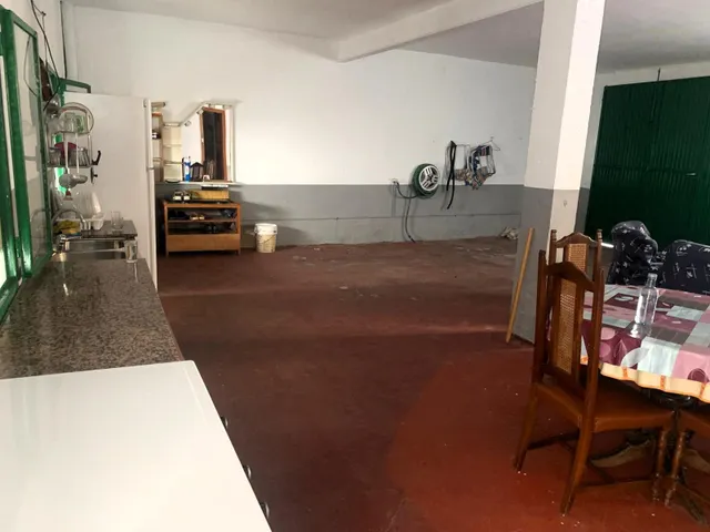 CASA EN VALDEOBISPO — 13
