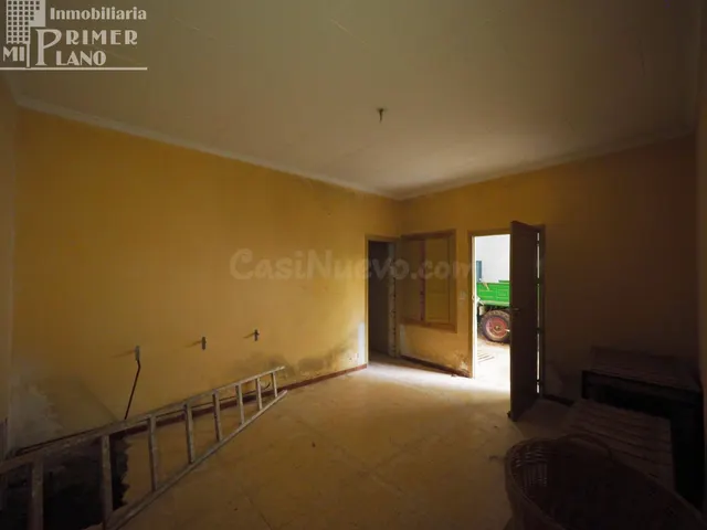 Casa de planta baja para reformar o derribar con 213 metros  - foto 5