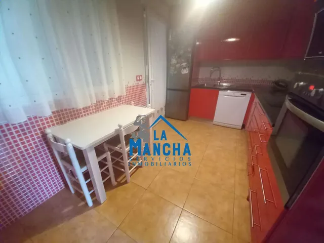 *155.000€* inmobiliaria la mancha vende adosado en Barrax (Albacete). — 10