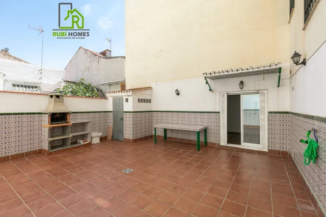 Piso en Armilla Centro con patio de 46 m2, 2 dormitorios y metro — 3